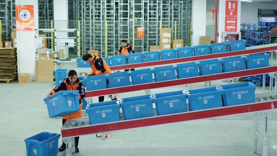 0c07f7d0-394d-4ba4-9202-40e21df1318f